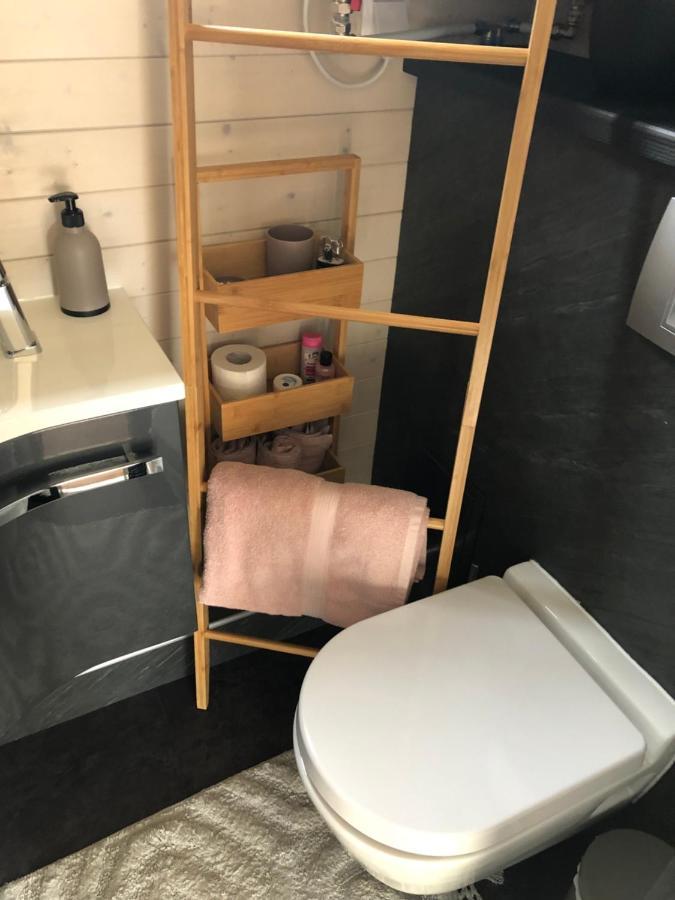 Tinyhouse -Reset Im Vilstal -Zurueck Zum Ursprung Apartman Aldersbach Kültér fotó