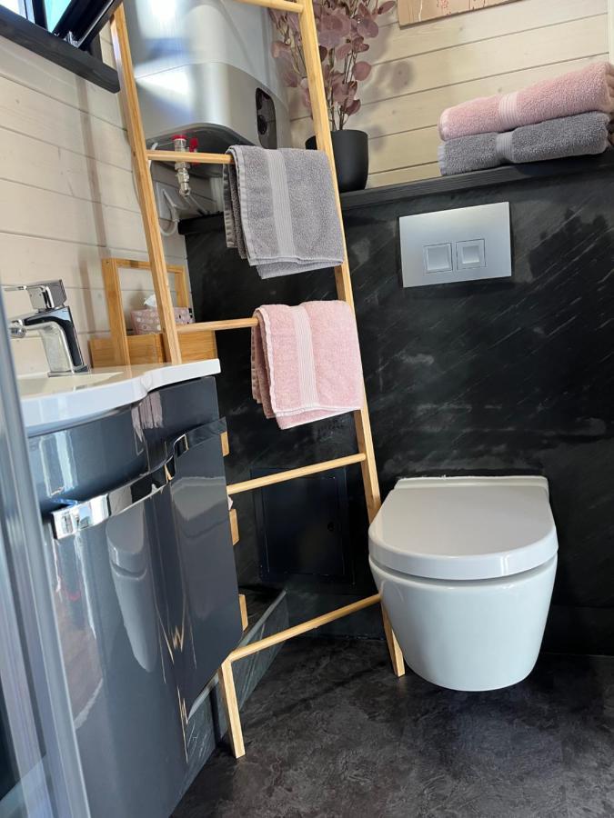 Tinyhouse -Reset Im Vilstal -Zurueck Zum Ursprung Apartman Aldersbach Kültér fotó
